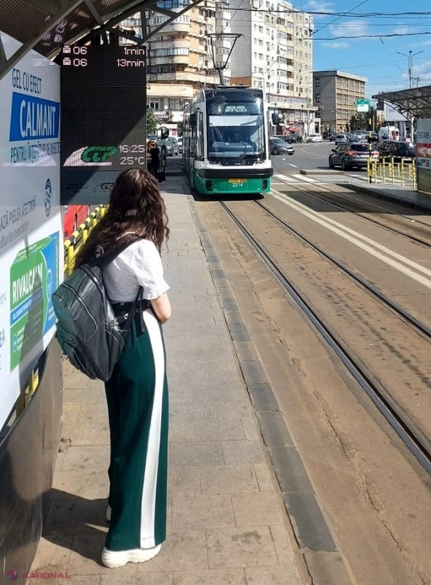Iașul, mai atractiv pentru turişti: Panouri de informare care anunță timpii reali în care urmează să ajungă autobuzele și tramvaiele în stații