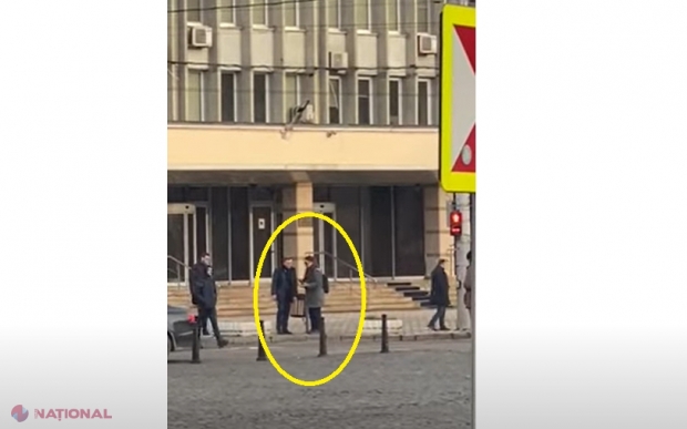 VIDEO // Dorin Recean, fără BODYGUARZI pe străzile Chișinăului? Noul premier a mers pe jos pe la ministere, pentru ca să-i prezinte pe noii conducători