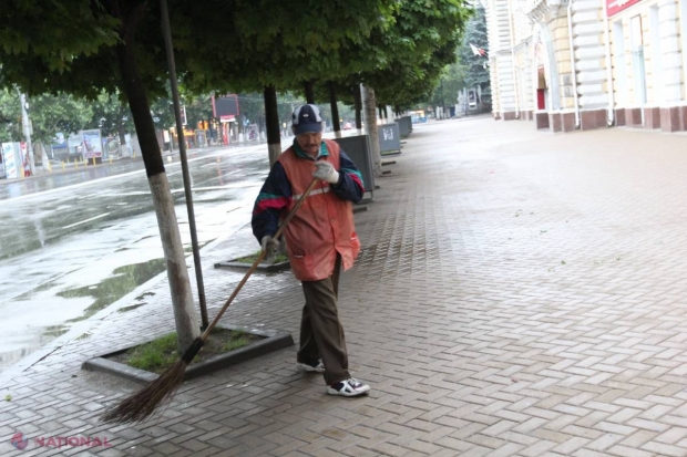 Cum sunt „măturaţi” banii chişinăuenilor