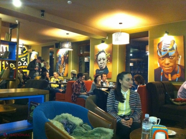 „Poeţii desculţi” din Chişinău au sărbătorit Ziua Poeziei