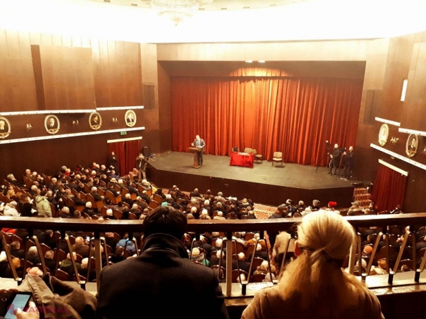 Peste 800 de persoane au constituit un nou GRUP DE INIȚIATIVĂ pentru organizarea unui REFERENDUM privind anularea sistemului mixt de vot