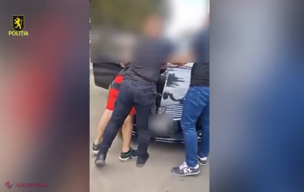 VIDEO // A vrut să se ÎMBOGĂȚEASCĂ fără mari eforturi, dar a fost deposedat de 55 000 de lei și 3 100 de dolari. Schema prin care un adolescent din Chișinău a căzut în plasa unor escroci