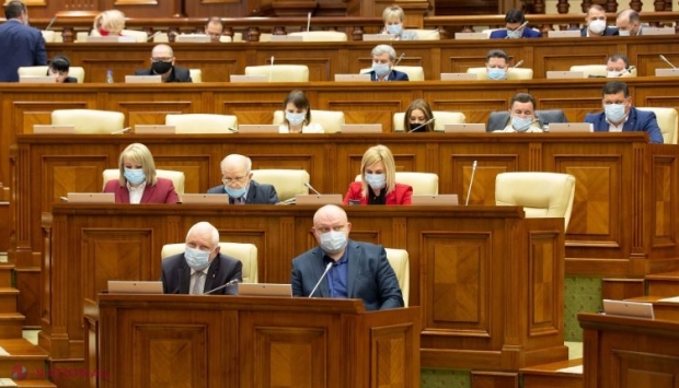 DECLARAȚIE // „Teatrele se deschid, secțiile COVID se închid, copiii revin la școală, doar socialiștii rămân în starea lor de urgență pentru a fura până la alegeri”