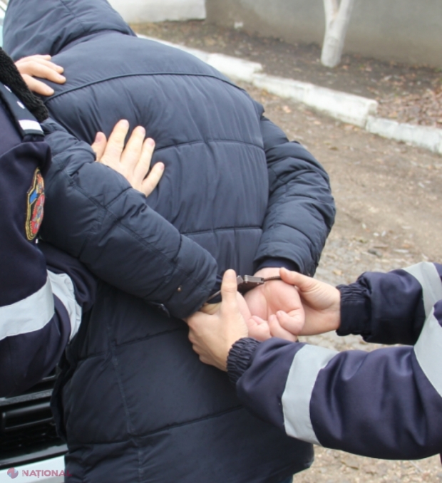 Cine a OMORÂT trei oameni la Ocnița: Poliția a reținut un suspect