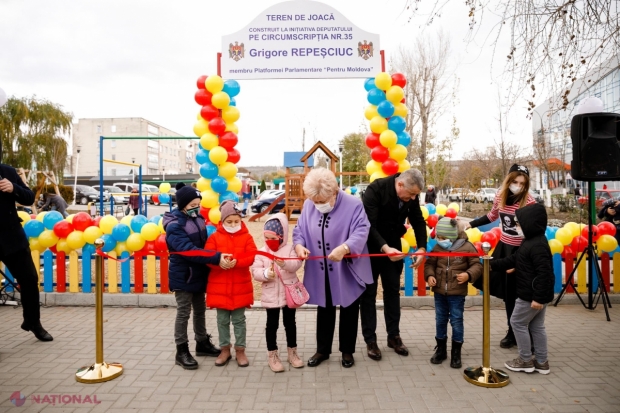 FOTO // Un nou teren de joacă pentru copii, amenajat în orașul Căușeni la inițiativa deputatului Platformei „Pentru Moldova”, Grigore Repeșciuc