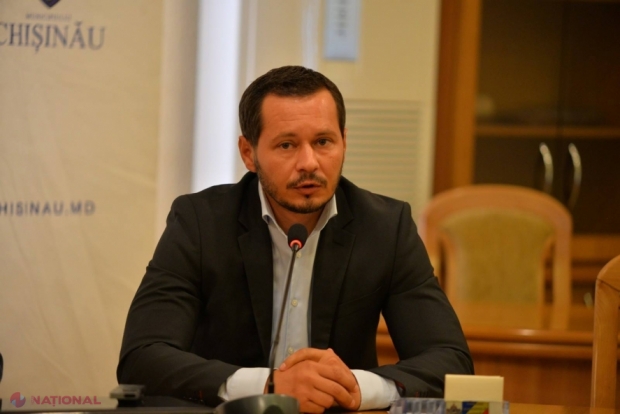 Consilierii din Chișinău solicită DEMISIA primarului interimar Ruslan Codreanu și a viceprimarului Nistor Grozavu