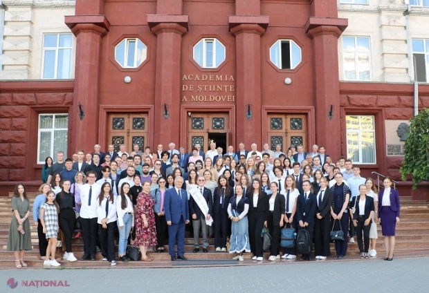 Renumitul cercetător american, Randy Schekman, laureat al Premiului Nobel, vizită în R. Moldova pentru a vedea de unde i se trag rădăcinile: „Oare ce ar fi gândit străbunicii mei din Lipcani...”