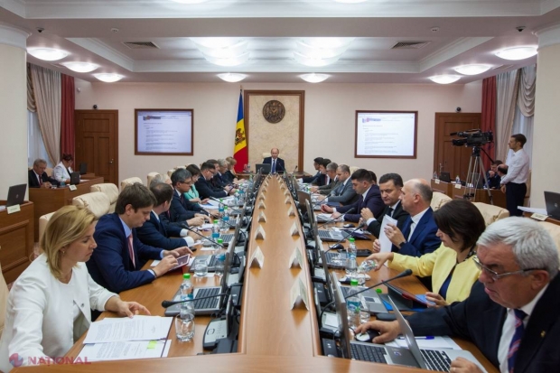 Premierul Streleț și vicepremierul Natalia Gherman, nevoiți să dea EXPLICAȚII unui ministru  