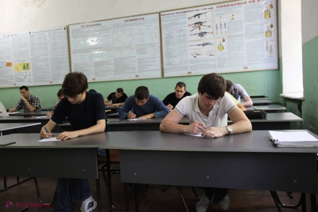 A început testarea elevilor din R. Moldova