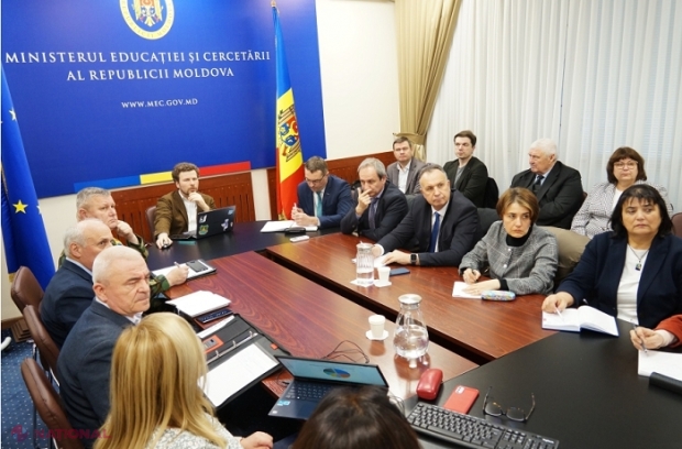 ÎNVĂȚĂMÂNT SUPERIOR // Mai mult de jumătate din absolvenții de licee din acest an au ales să-și continue studiile la universitățile din R. Moldova: Cele mai solicitate specialități - Business și Drept, cea mai mare medie de admitere - la Medicină