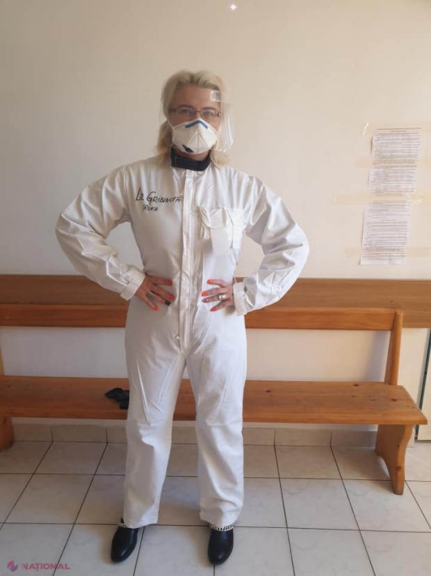 Medicul din România care a reușit să se trateze singur de COVID-19 și a ajutat alte 400 de persoane să se vindece. Iată ce a folosit
