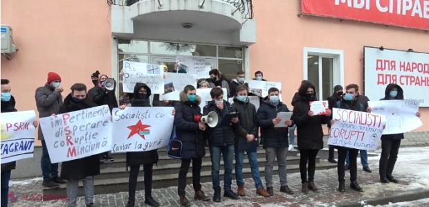 VIDEO // „Socialiști cu CAVIAR la gură”; „Jos miniștrii PAS”: Protest și contraprotest la sediul PSRM