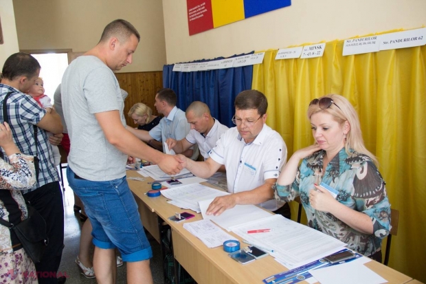 SONDAJ // Doar DOUĂ partide ar accede în viitorul Parlament: Democrații și liberalii, cei mai DETESTAȚI