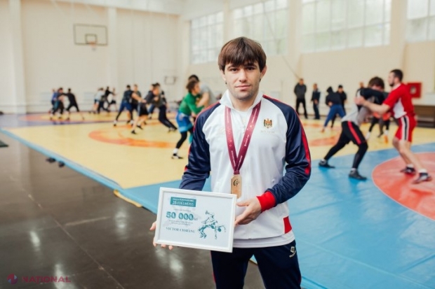 Campionul european Victor Ciobanu au fost PREMIAT de fundația lui Vlad Plahotniuc: „Ne dorim să îi motivăm să lupte în continuare și să aducă Moldovei noi trofee și medalii”