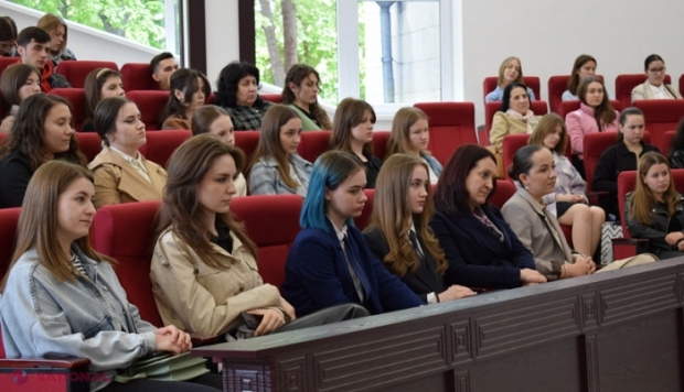 Olimpiadele republicane la 22 de discipline școlare încep din 16 februarie