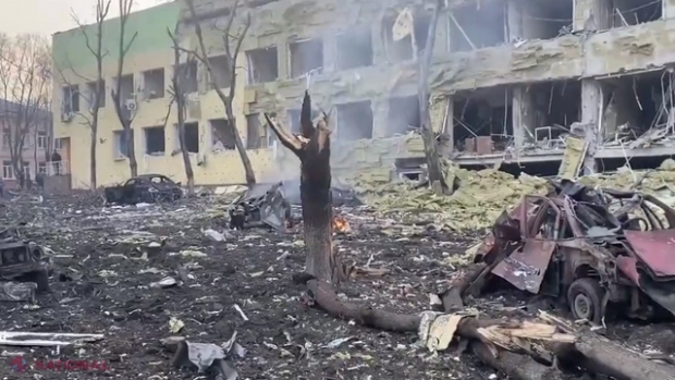 VIDEO // Mame și copii din Mariupol, ascunși într-o pivniță, strigă disperați după ajutor: „Nu avem mâncare!”