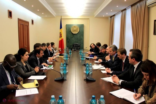 Experții FMI, într-o nouă vizită de monitorizare! Vor discuta cu mediul de afaceri