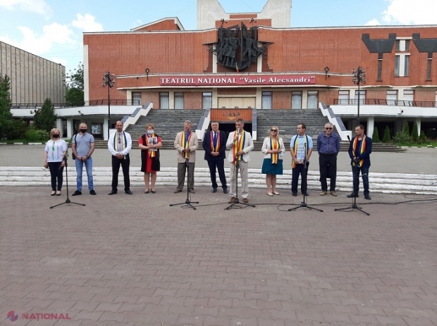 PUN și-a prezentat programul electoral în municipiul Bălți: Horă în fața Teatrului Național „Vasile Alecsandri”