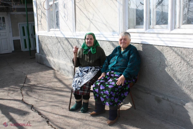 La 78 de ani, îngrijește de fiica sa bolnavă în vârstă de 57 de ani