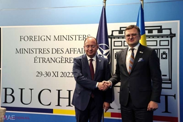NATO la București: Ministrul român de Externe i-a solicitat omologului său ucrainean să recunoască INEXISTENȚA limbii „moldovenești”