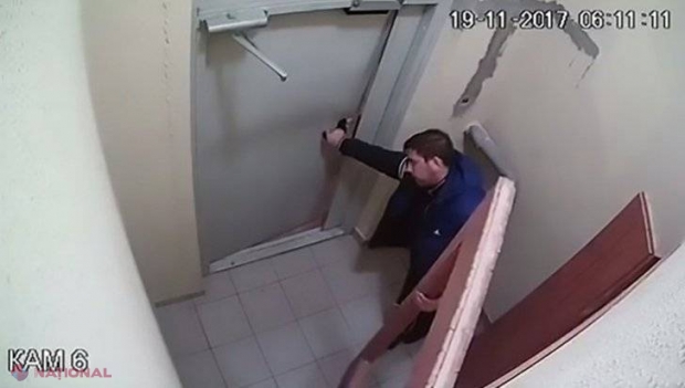 VIDEO // Un bețiv din Rusia s-a chinuit TREI ore să deschidă o ușă, înainte să facă o descoperire 