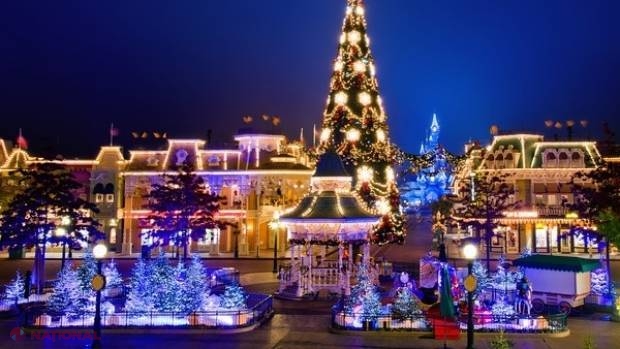 Vacanţele la Paris s-au ieftinit cu 25%