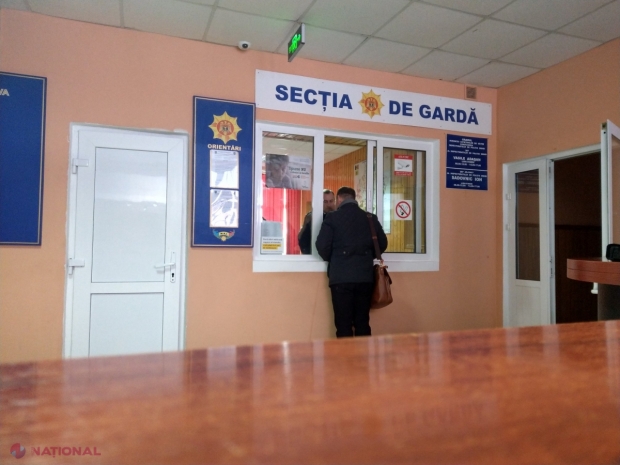 VIDEO // Candidatul Blocului „ACUM” la Orhei a depus plângere la Poliție. Valeriu Munteanu a fost huiduit când a intrat în piața din localitate