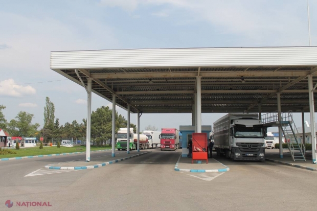 Un vameș din R. Moldova, DEMIS, pentru că a permis trecerea unui automarfar TICSIT cu ANABOLIZANTE. Marfa interzisă a fost găsită de vameșii din România