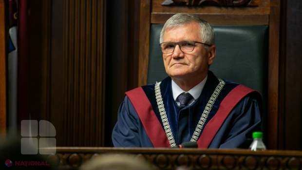 DOC // Curtea Constituțională le spune NU deputaților din PAS, care vor să muncească și în sectorul PRIVAT în timpul deținerii mandatului