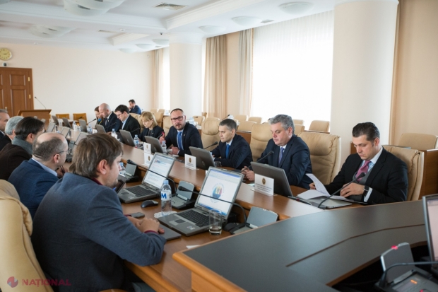 Remanieri în Guvernul Gavrilița: Un ministru și un șef de agenție și-au depus DEMISIA: Cine preia conducerea ministerelor Economiei și Mediului, dar și șefia APP