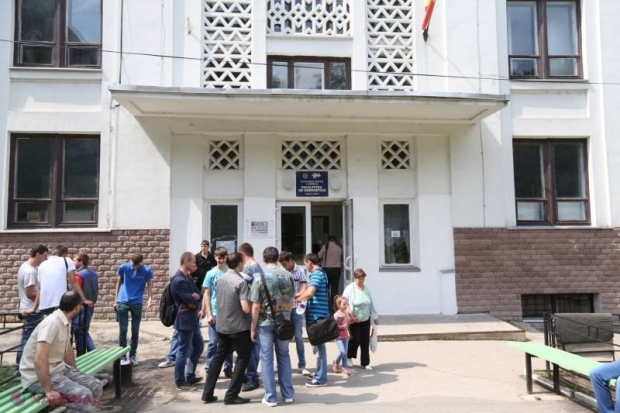 Mii de locuri neacoperite în universitățile din R. Moldova; VEZI unde au rămas locuri libere la buget