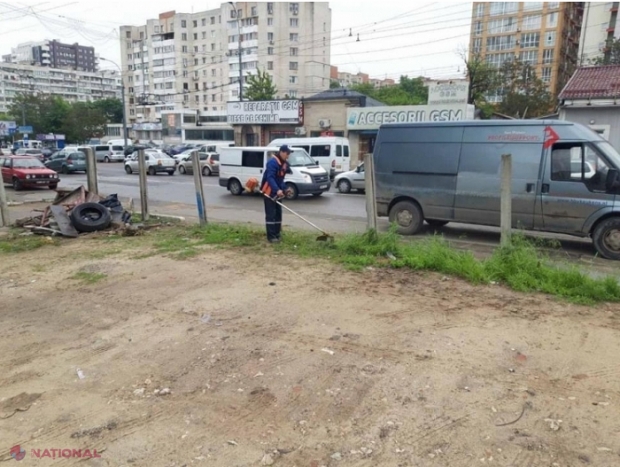 O parcare PUBLICĂ, amenajată în centrul Chișinăului