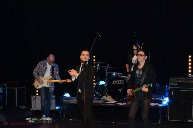 Cătălin Josan, în turneu european cu „Alex Calancea Band”! Vezi cum se distrează artiștii la Paris