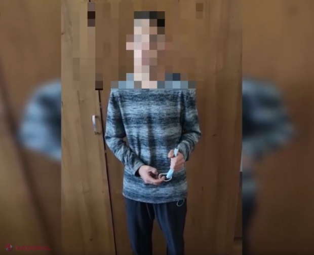 VIDEO // Momentul în care o femeie este atacată pe o stradă din Chișinău și rămâne fără telefon: Hoțul a fost identificat