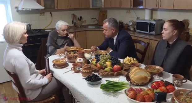 VIDEO // Vlad Plahotniuc a revenit la casa părintească. Acesta și-a prezentat FAMILIA, a arătat casa în care a crescut alături de frații săi și a depănat amintiri