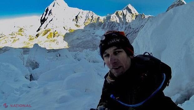 De ce s-a ASCUNS acest om într-o peşteră pe Everest