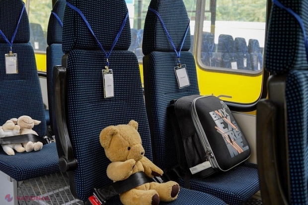 FOTO // 1 iunie TRIST în Ucraina: Acțiuni EMOȚIONANTE la Odesa și Lvov în amintirea celor 243 de copii ucraineni uciși de soldații lui Putin