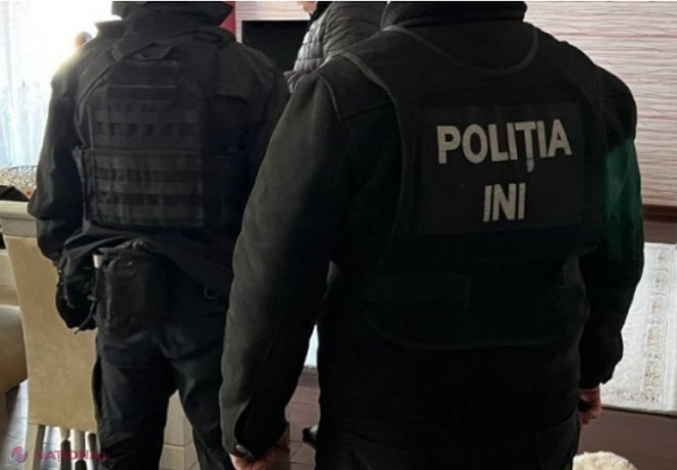 VIDEO // Le-au promis locuri de muncă în Italia, „cu 80 de euro pe zi”, dar i-au impus să muncească ilegal la Roma și pe bani mai puțini: Doi „angajatori” din Chișinău, reținuți de oamenii legii