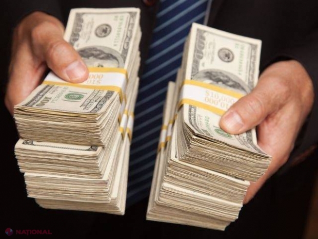 Un pachet cu 20 de MILIARDE de dolari CASH este blocat pe aeroport