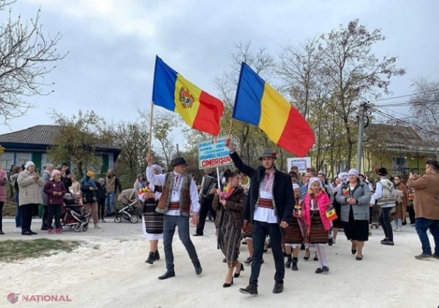 ÎNFRĂȚIRI // Prima ediție a Festivalului „Fratele meu de peste Prut” a reunit la Bălășești ansambluri folclorice, meșteri și artiști populari din R. Moldova și România: „Model de înțelegere și de colaborare armonioasă prin păstrarea identității”