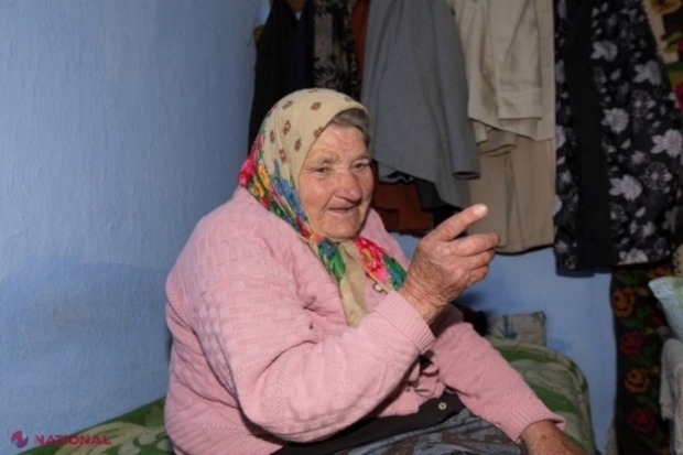 Bătrâni din R. Moldova, ÎNȘELAȚI de o ucraineancă ajunsă ilegal la noi în republică din regiunea Donețk: Le spunea că vine din partea copiilor lor de peste hotare și le FURA banii