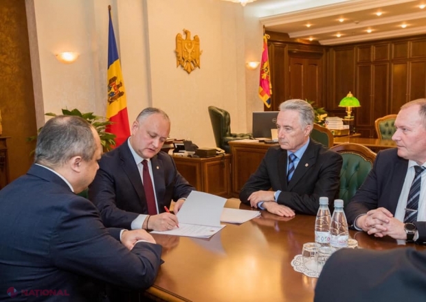 Trei MINIȘTRI DEMIȘI astăzi s-au ales deja cu funcții noi