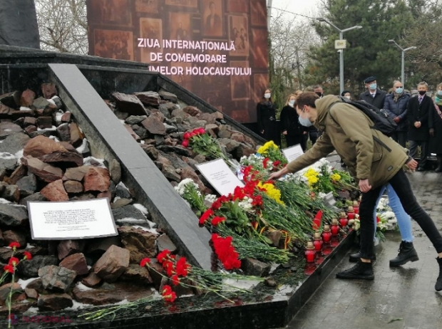 GALERIE FOTO // Ziua Internațională de comemorare a victimelor Holocaustului, marcată la Chișinău: „Holocaustul a arătat în ce monstru se poate transforma statul totalitar condus de ură” 