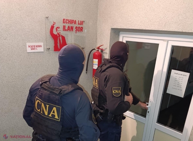 Percheziții de amploare la Nisporeni și Strășeni în două cauze penale privind coruperea alegătorilor înainte de prezidențiale și referendumul privind aderarea la UE. Șase oameni ai lui Șor au fost reținuți