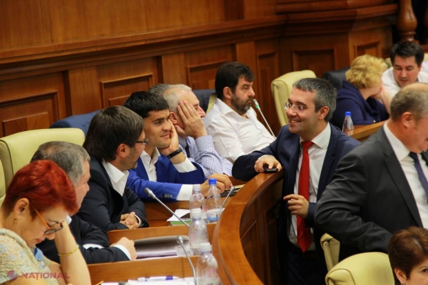 DECLARAȚIE: „El se pregătește pentru șefia Partidului Democrat”