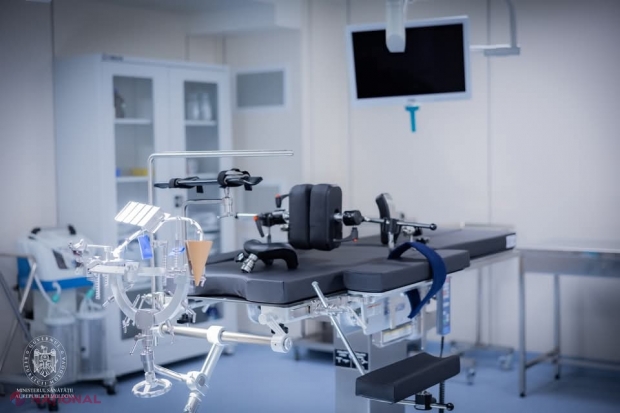 FOTO // Bloc operator nou cu 15 săli chirurgicale, inaugurat la Institutul de Medicină Urgentă din Chișinău: Până la 35 de mii de operații pe an