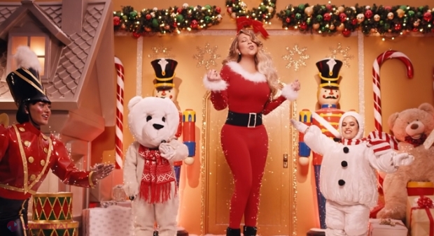 Mariah Carey a stabilit un nou record cu cântecul de Crăciun „All I Want For Christmas Is You”