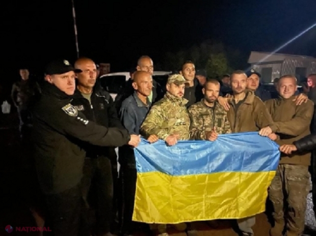 SCHIMB // Ucraina anunță că a salvat 215 militari, inclusiv șefi ai apărării de la combinatul Azovstal: Rusia a recuperat 55 de prizonieri, inclusiv pe oligarhul „trădător” Medvedciuk