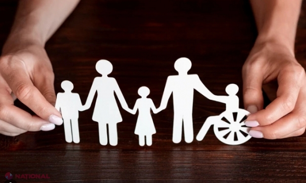 Câte 3 000 de lei, în noiembrie, pentru toate familiile din R. Moldova în care cresc copii cu dizabilități severe