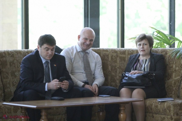 Deputat: „Rușii simpli vor bea ACETONĂ și „TROINOI””